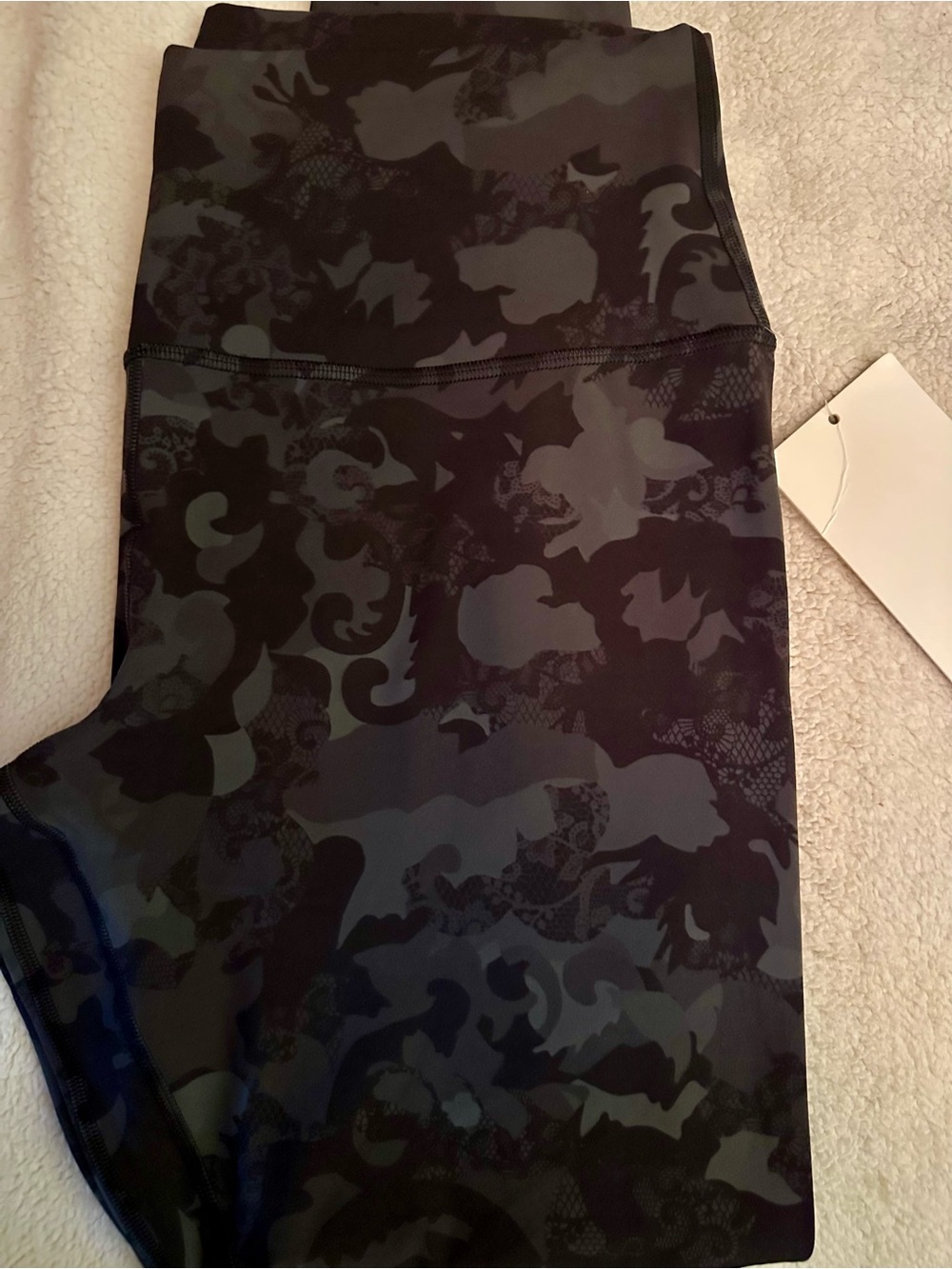 Lululemon Align 28” Black & Gray High-Rise Leggings